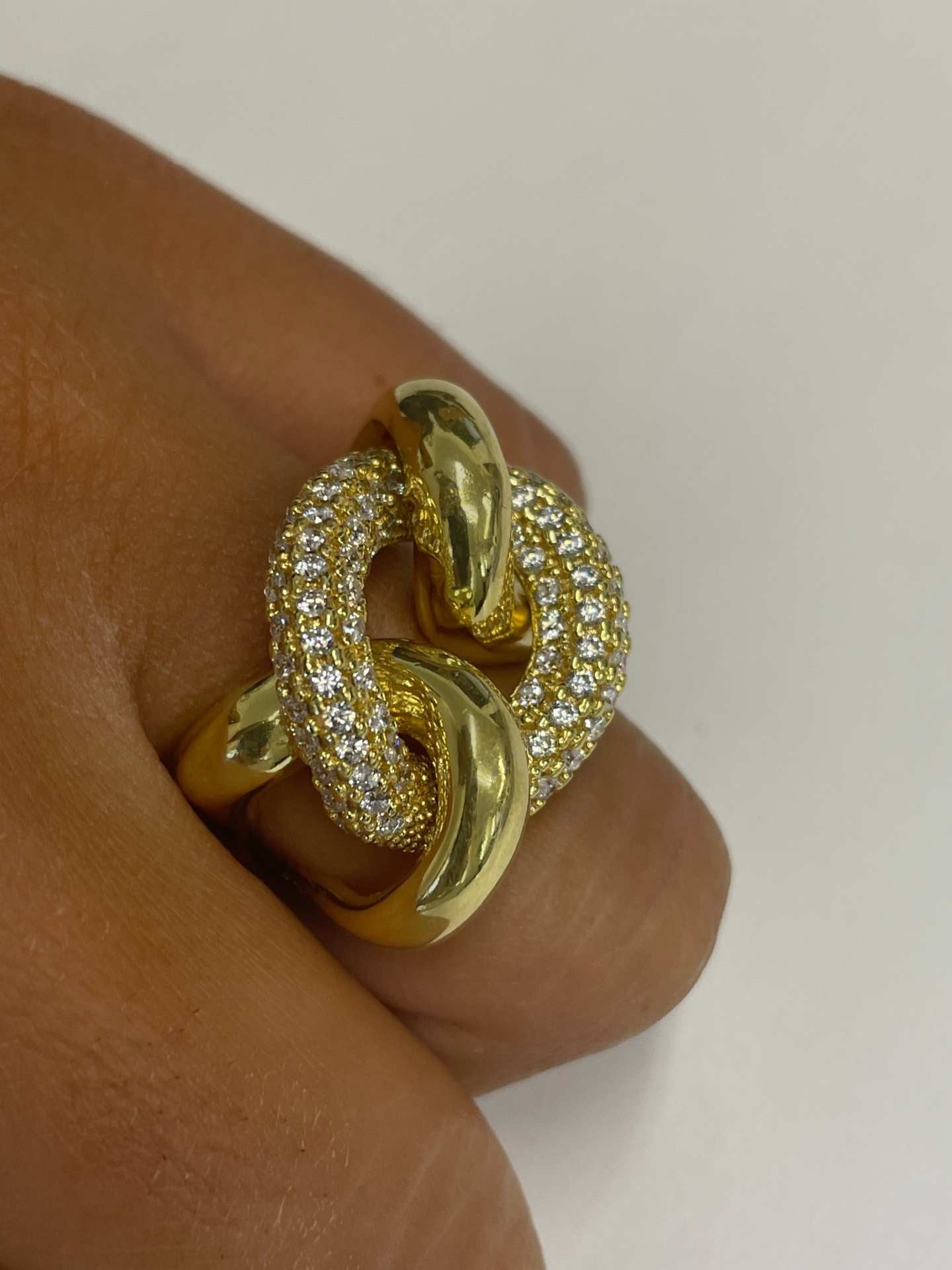 TURANDOT anillo circonitas barbado en plata 1ª ley bañada oro