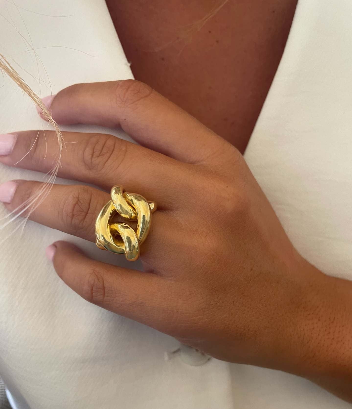 TROVADORA anillo ancho barbado brillo en plata 1ª ley bañada oro