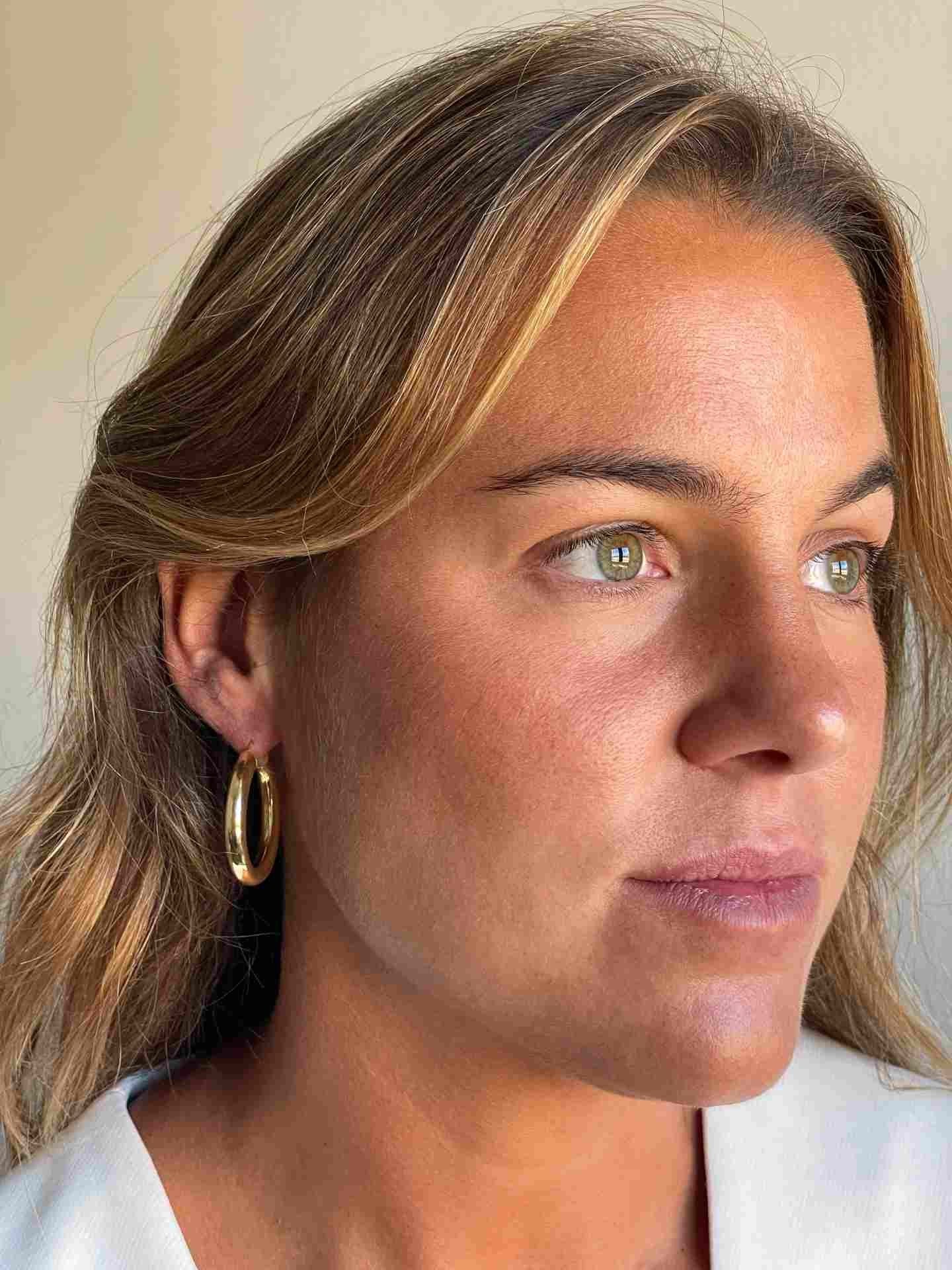 CAPITANO argollas redondas lisas en plata 1ª ley bañada oro