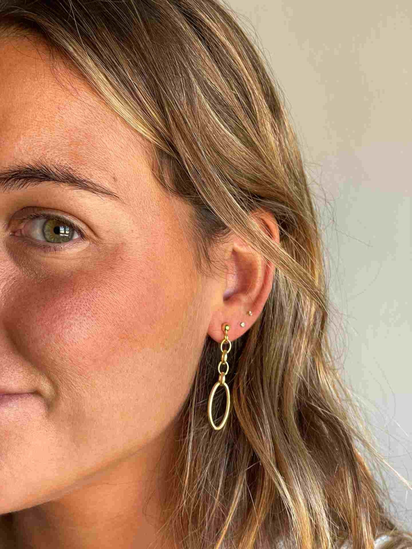 ALBATROS pendientes largos eslabón cadenas plata bañado oro - Roman Joyero