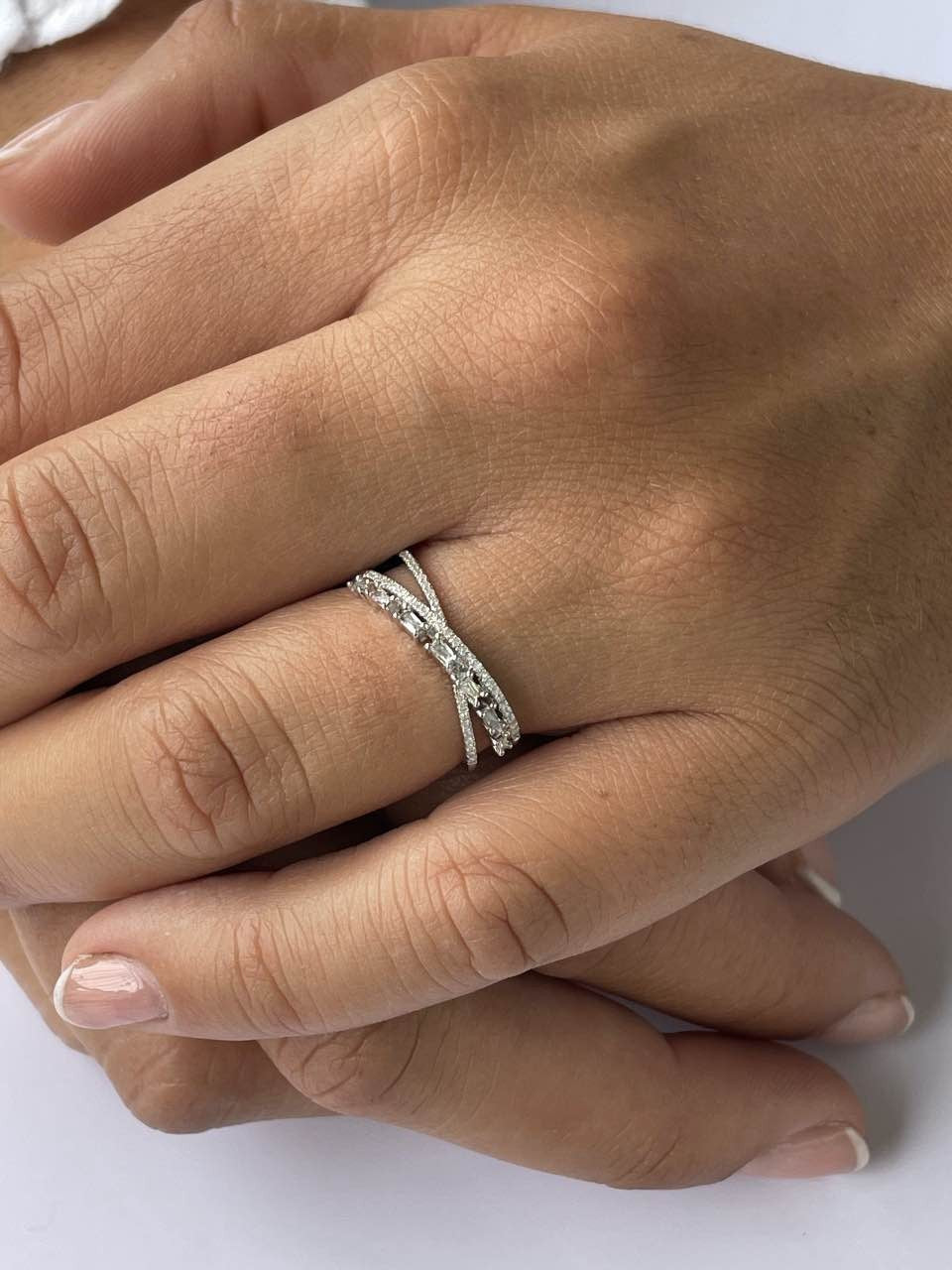 LAJAS anillo de oro blanco con diamantes - Roman Joyero