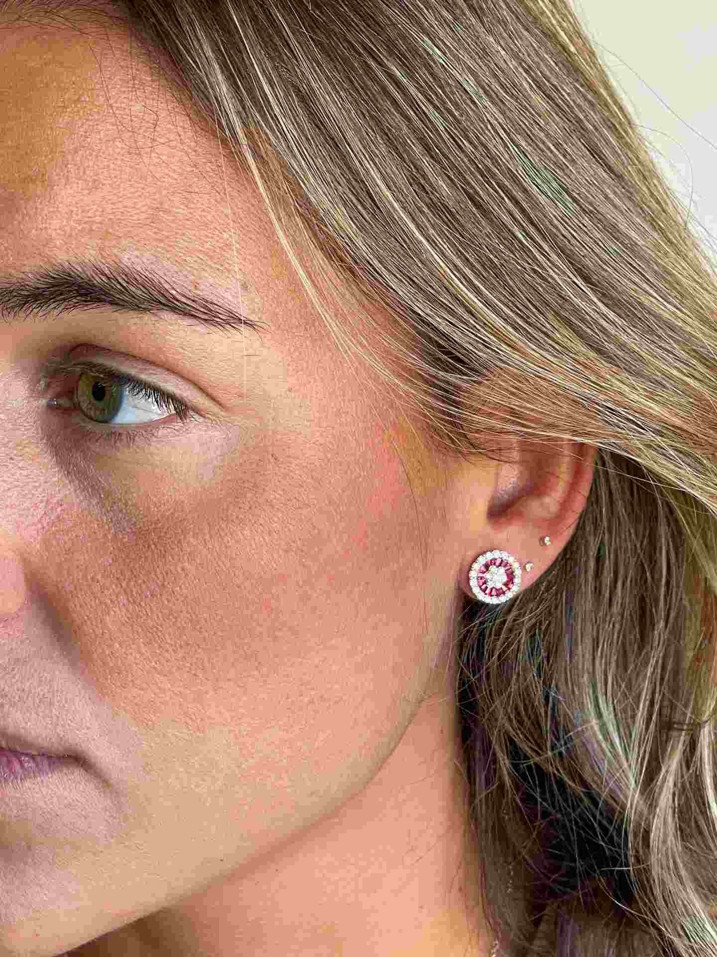 BRAKE pendientes oro blanco brillantes y taipes de zafiros