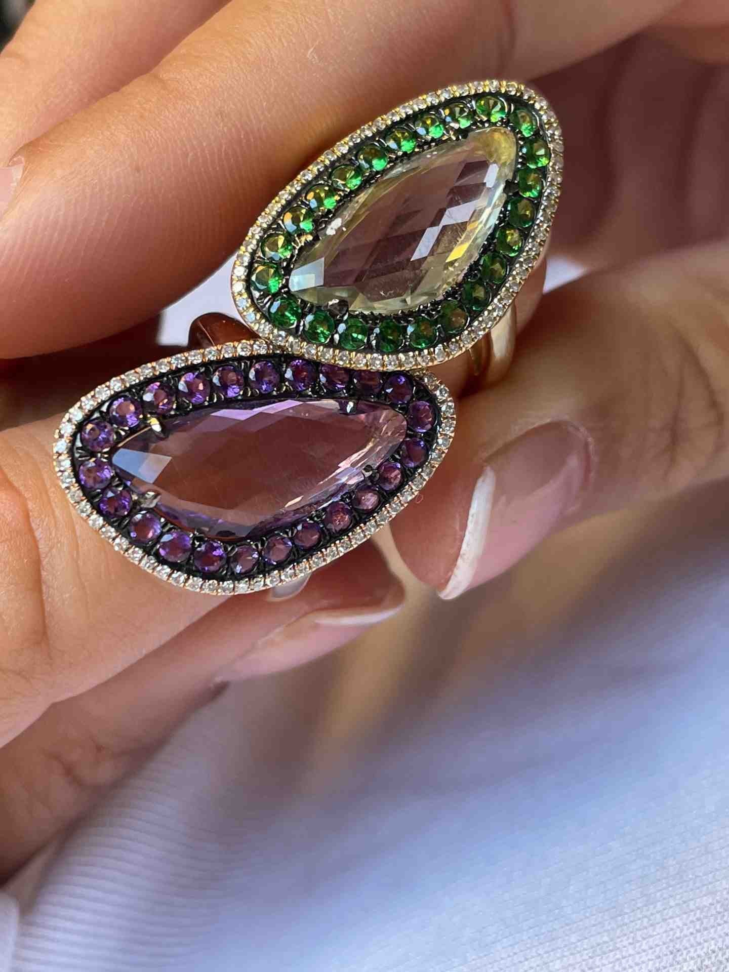 MILONGA, anillo de oro rosa con diamante y amatista