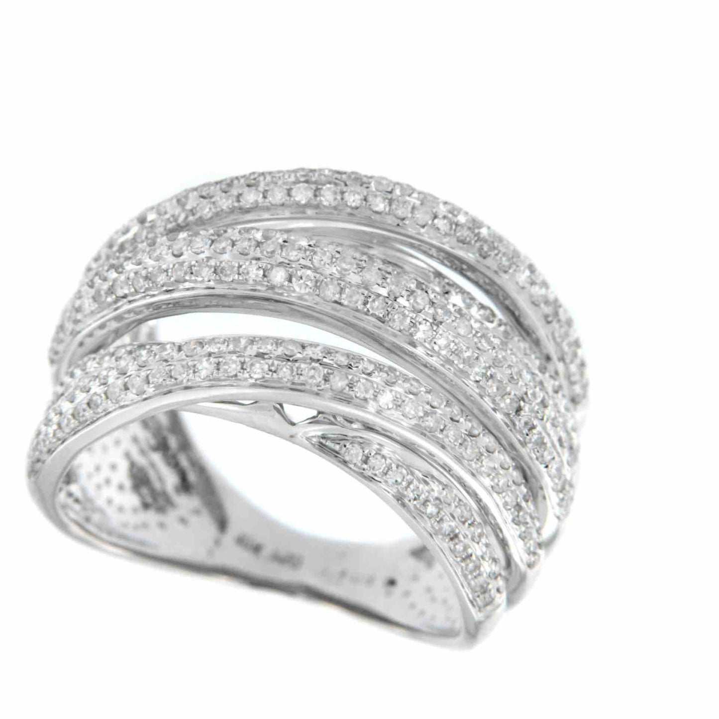 LUCCA, anillo de oro y varios aros diamantes.