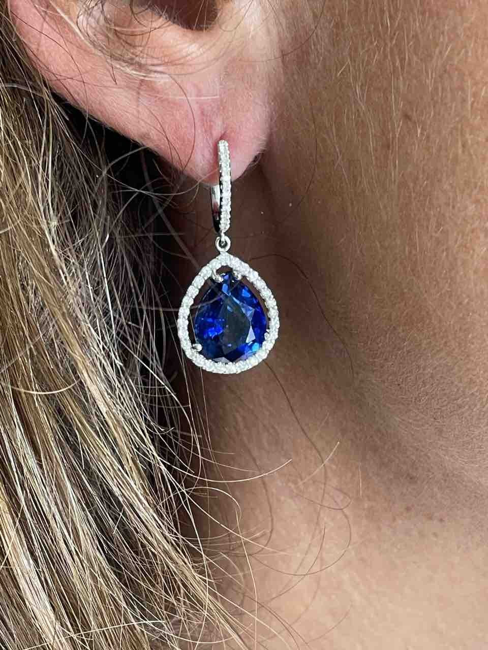 DRANCY pendientes largos brillantes y zafiros en oro blanco 18 Kts