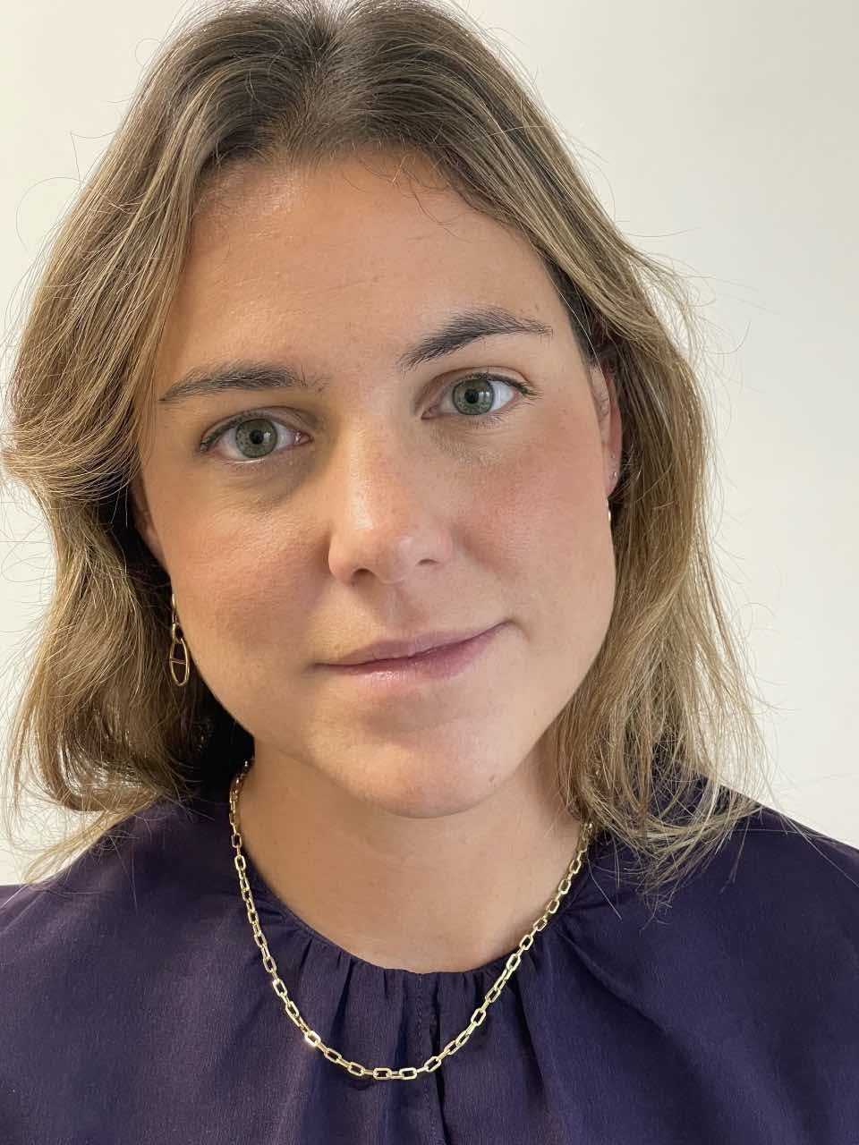 DRENTHE pendiente oro amarillo 18 ktes eslabón calabrote