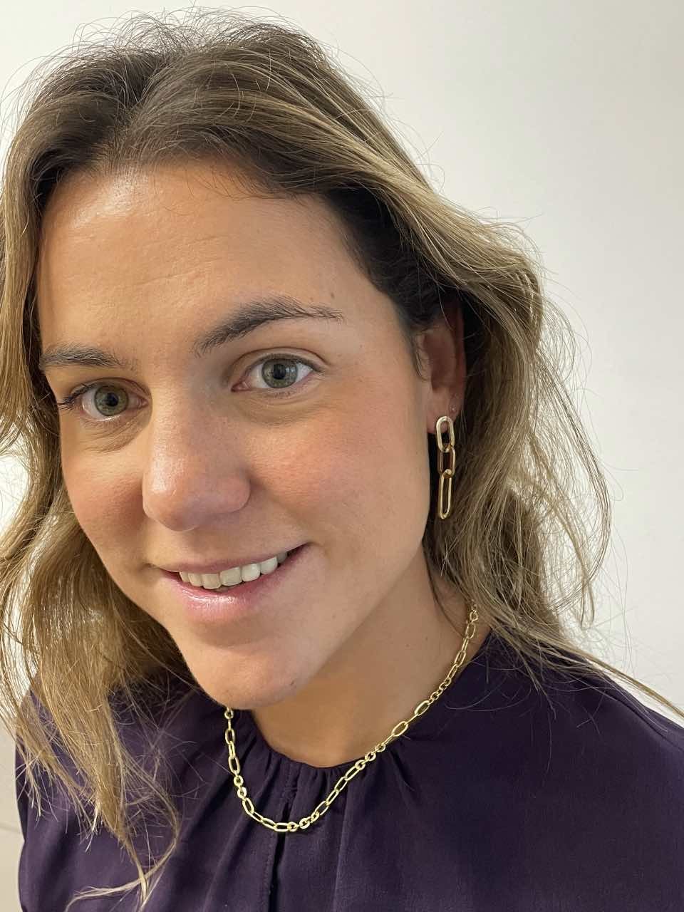 DRERI pendiente oro amarillo 18 ktes tres eslabones grandes