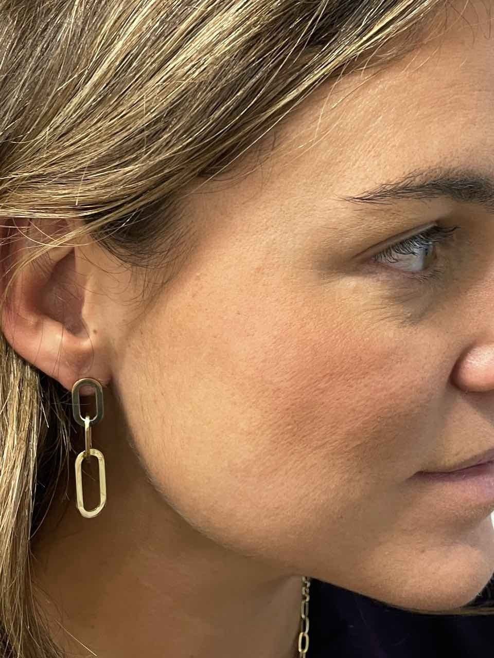 DRERI pendiente oro amarillo 18 ktes tres eslabones grandes