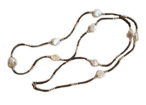 Cadena larga de plata con perlas. - Roman Joyero