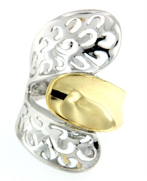 DAPHNE, anillo de plata labrada. - Roman Joyero