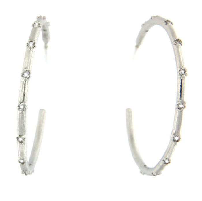 APENINOS, pendientes de plata de ley rodiada con circonitas. - Roman Joyero