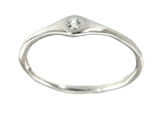 ESCALONIA, anillo de plata rodiada con circonita. - Roman Joyero