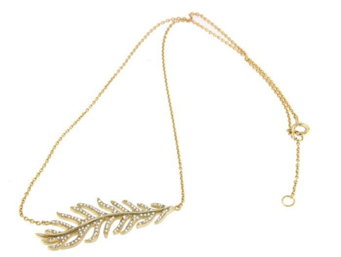 SELENE, collar de plata dorada con hoja y circonitas. - Roman Joyero