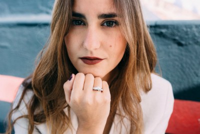 CLANDESTINO, anillo de compromiso en oro blanco - Roman Joyero