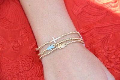 CORDELIA, cadena de plata dorada con cruz - Roman Joyero