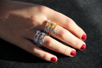 ELENA, anillo ancho de plata con circonitas