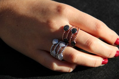 ELENA, anillo ancho de plata con circonitas