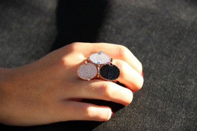 SERGEY, anillo de plata ovalado con circonitas