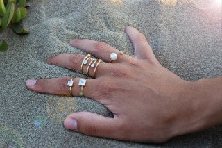 Anillo fino solitario plata con circonita en talla princesa - Roman Joyero