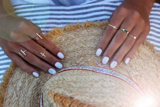 Anillo fino de plata de primera ley con barra de circonitas - Roman Joyero