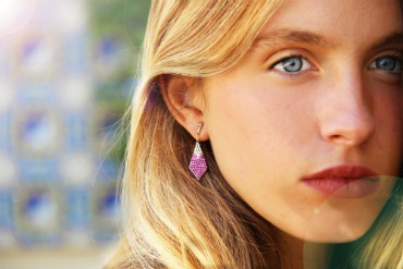 Pendientes largos en plata con circonitas de varios colores - Roman Joyero