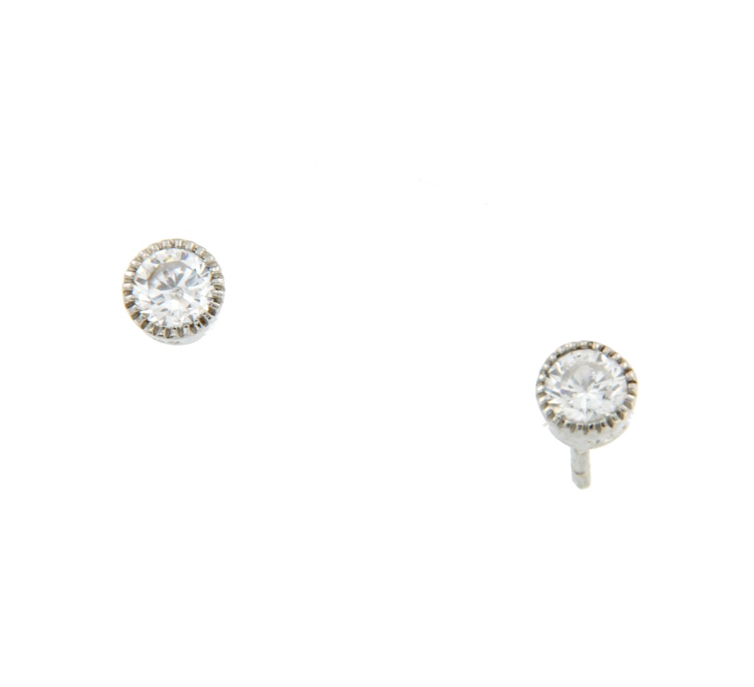 Pendiente corto de plata con baño de oro o rodio tamaño grande - Roman Joyero