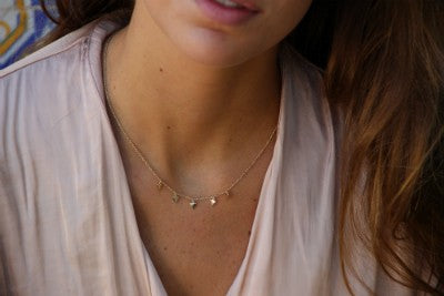 Cadena de plata de ley con baño de oro amarillo y triángulos - Roman Joyero