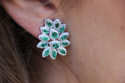 Pendientes de oro blanco, brillantes y esmeraldas. - Roman Joyero