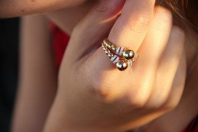 YEPIN 52 anillo bolas en oro con brillantes - Roman Joyero