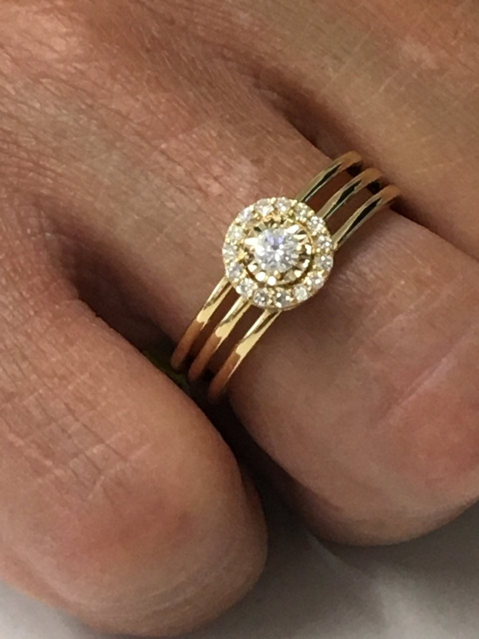 Anillo oro SYROS con brillante - Roman Joyero