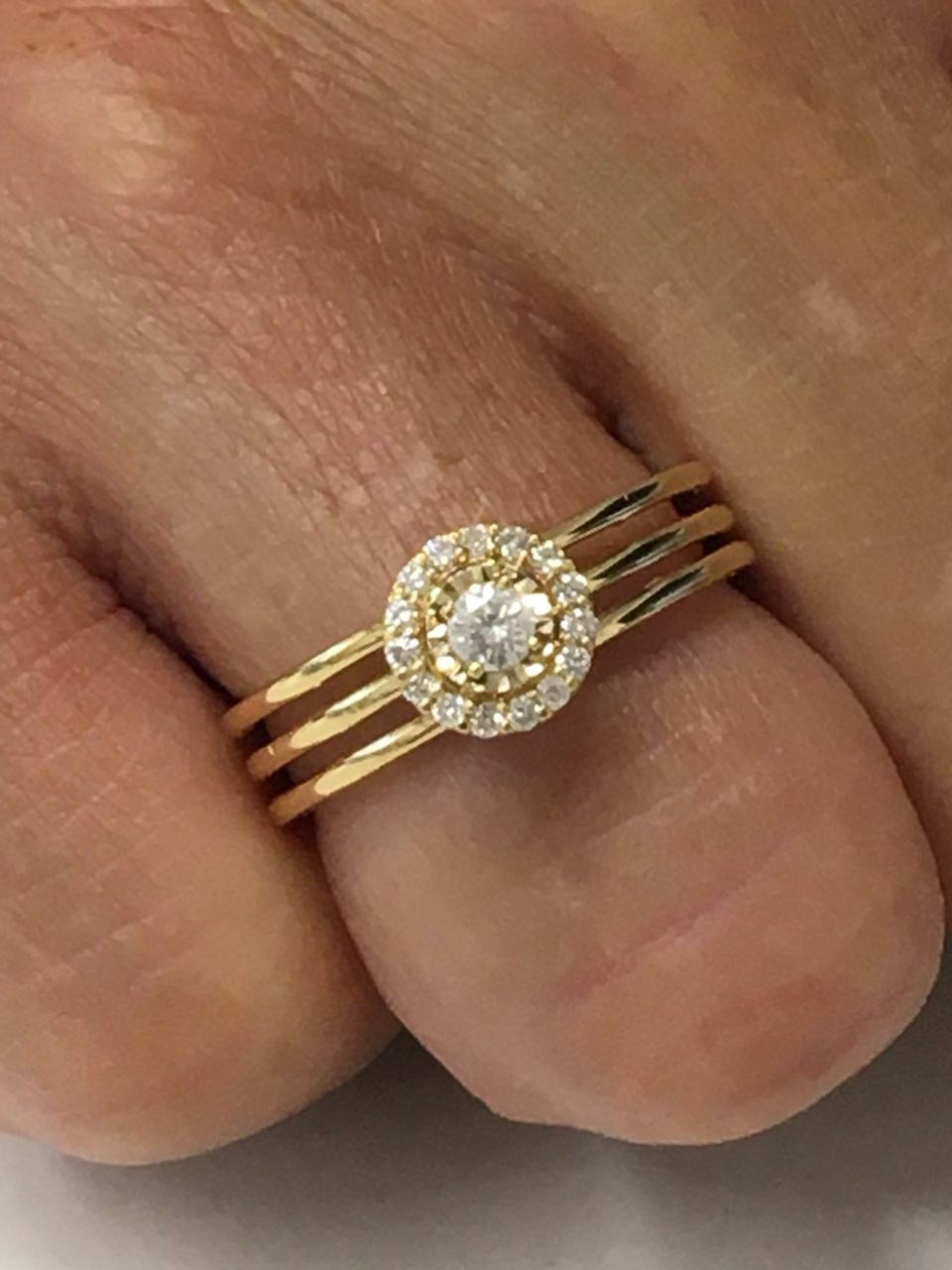 Anillo oro SYROS con brillante - Roman Joyero