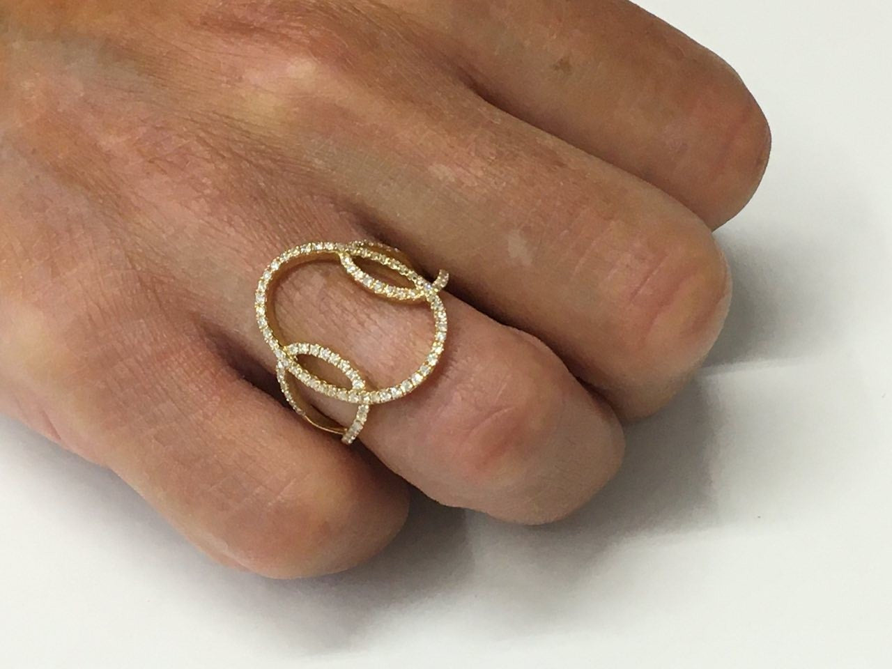 ARRAKIS, anillo de oro amarillo y diamantes - Roman Joyero