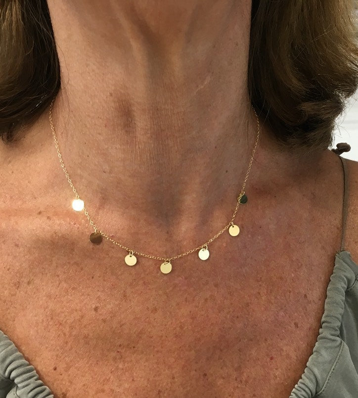 Gargantilla DILAN en oro amarillo de 18 kilates con dijes redondos - Roman Joyero