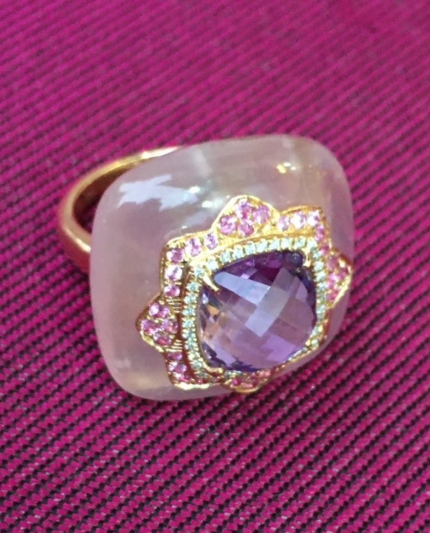 Anillo cuadrado FILIZ en oro rosa o amarillo con piedra y brillantes