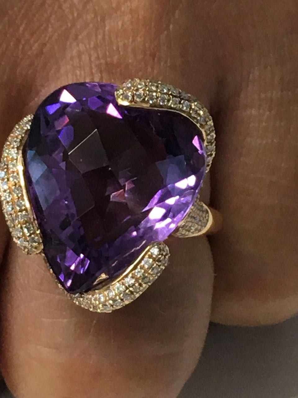 Anillo ancho FATMA en oro rosa con amatista y brillantes - Roman Joyero