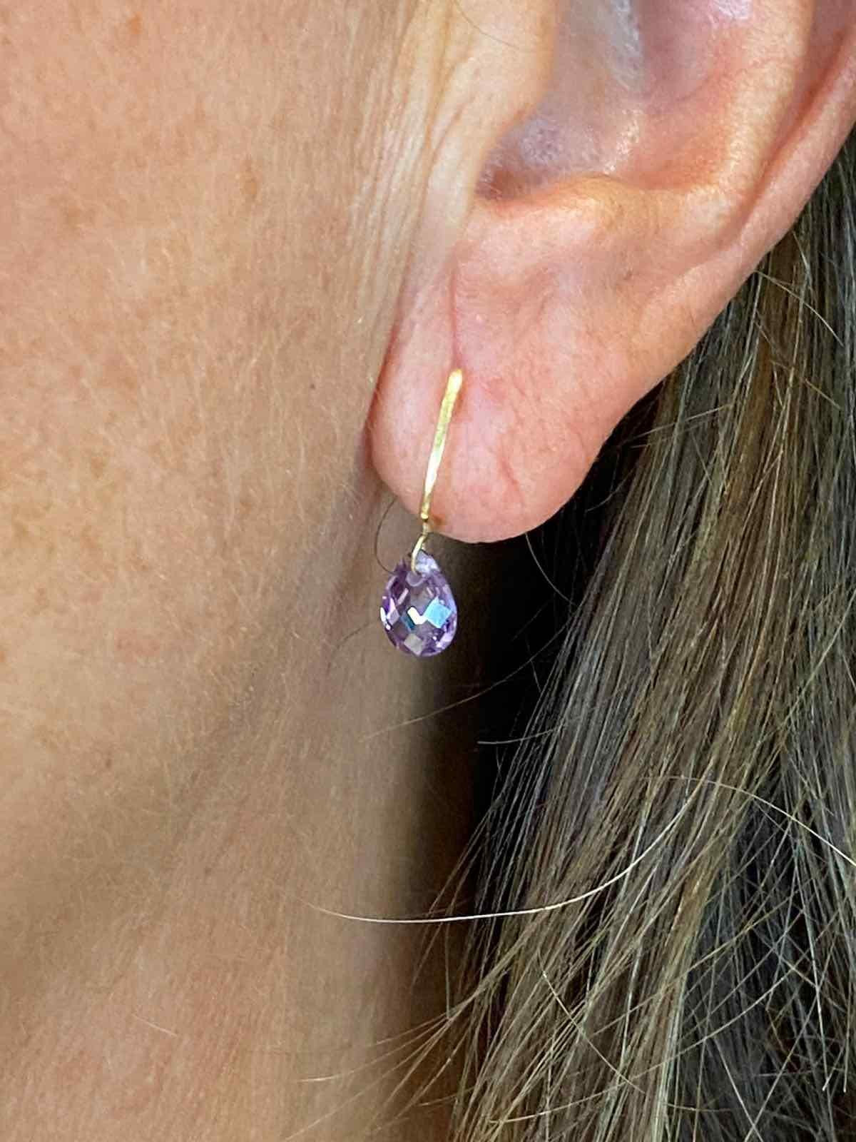 Pendientes HAVVA en oro amarillo con amatista o aguamarina
