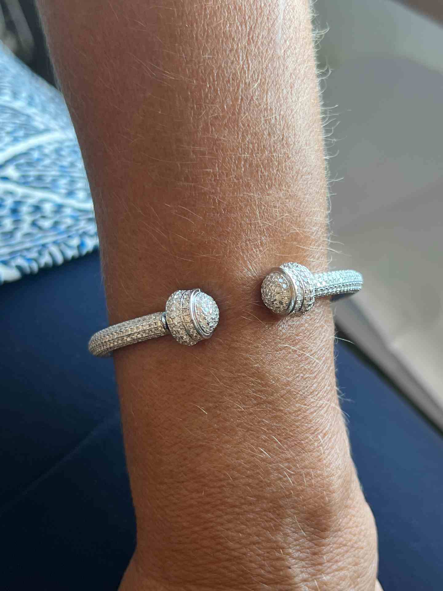 Pulsera rígida OSLO de plata 1ª ley con circonitas