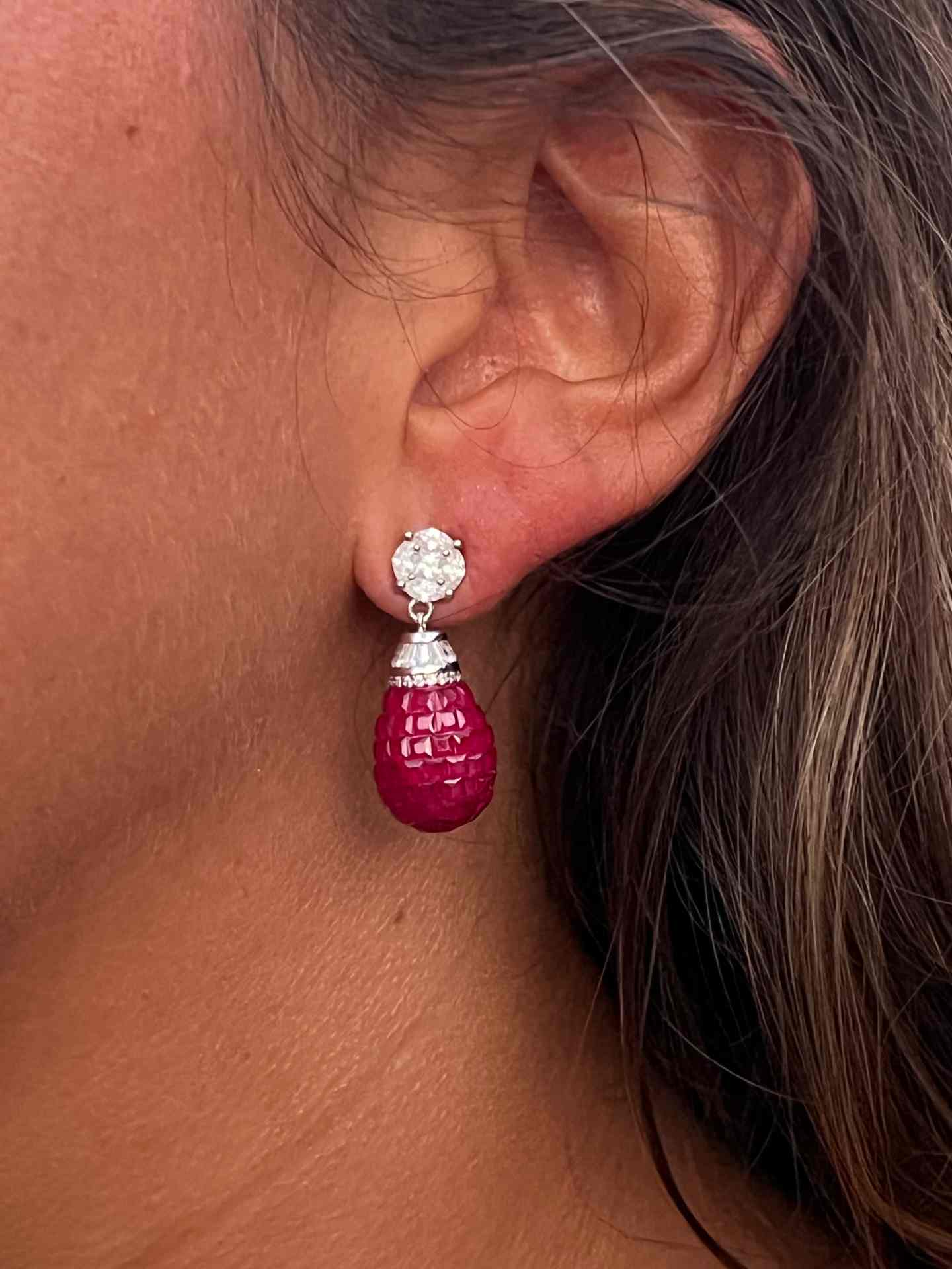 Pendientes ISABELLA  en plata 1ª ley con circonitas