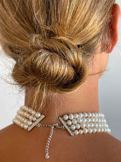 SISSI choker made of Chinese pearls with a silver center and cubic zirconia