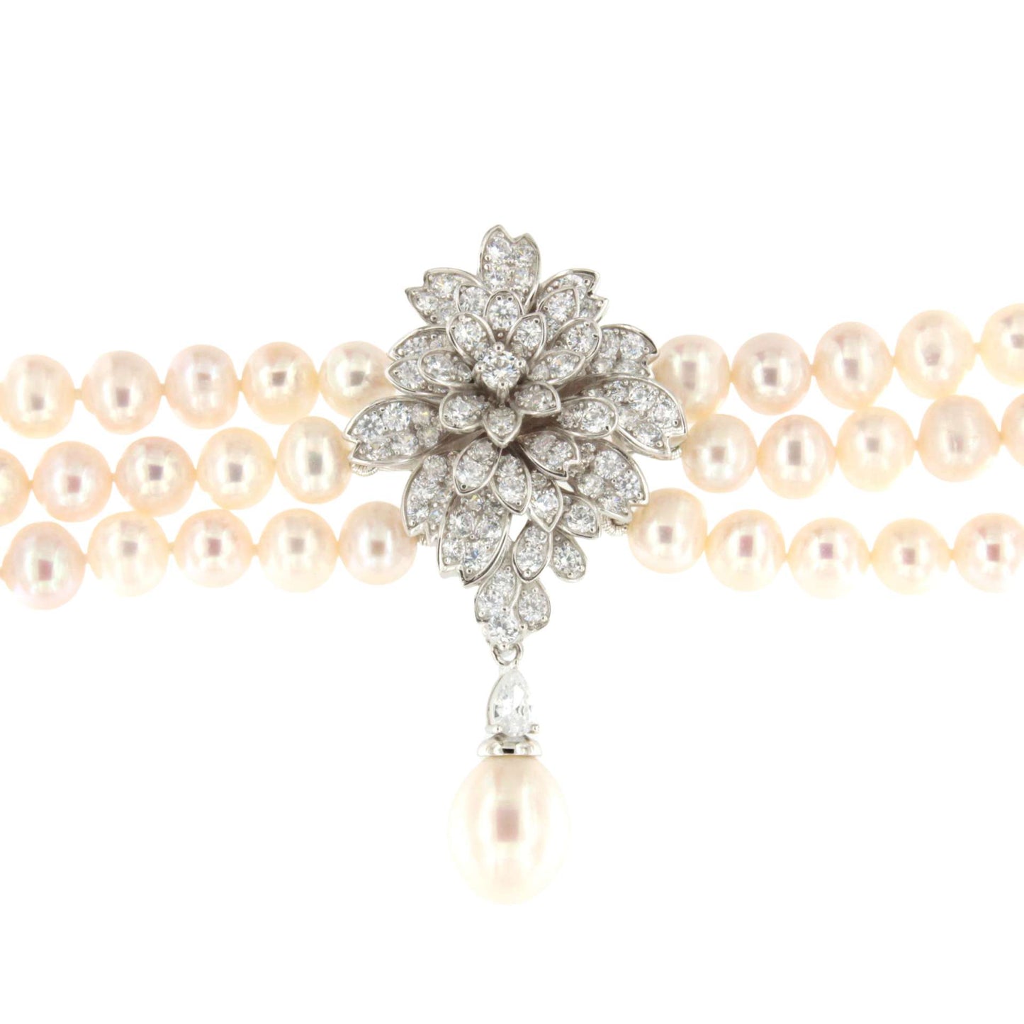 TEODORA choker made of Chinese pearls with a silver center and cubic zirconia.