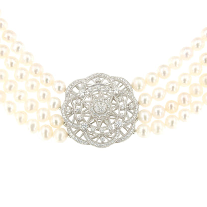 CLAUDIA choker made of Chinese pearls with a silver center and cubic zirconia