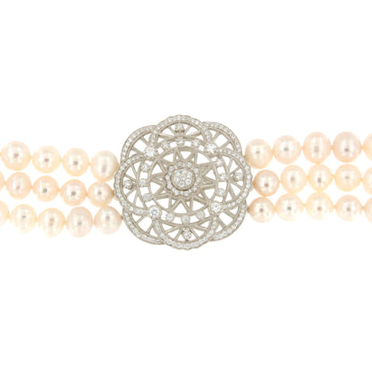 CLAUDIA choker made of Chinese pearls with a silver center and cubic zirconia