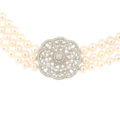 CLAUDIA choker made of Chinese pearls with a silver center and cubic zirconia