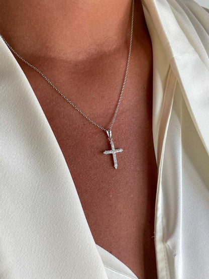Gargantilla NEVIS de plata con cruz de circonitas