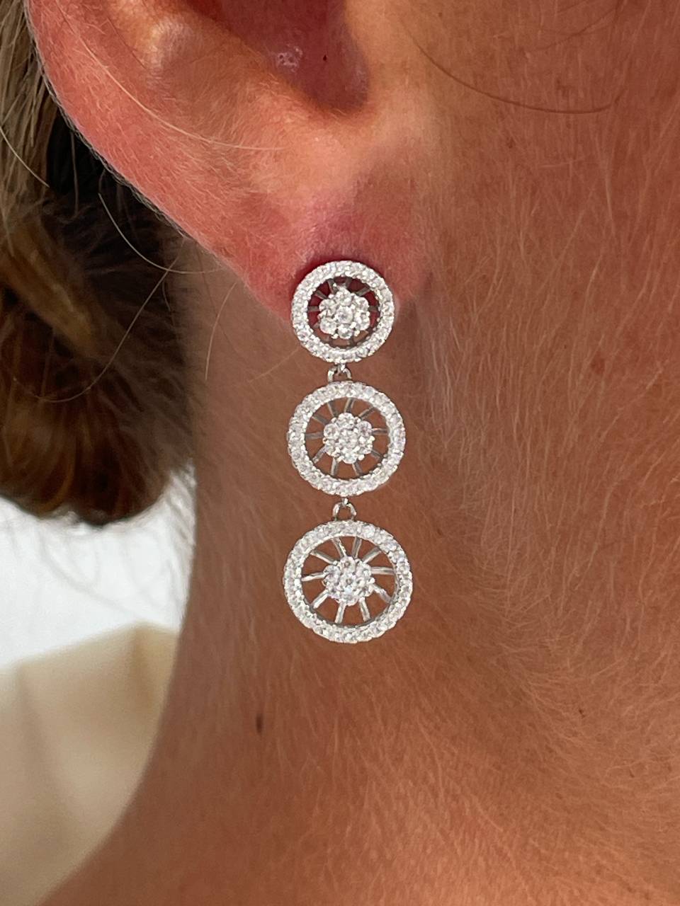 Pendientes SAN ANDRES , trripe roseta en plata primera ley con circonitas