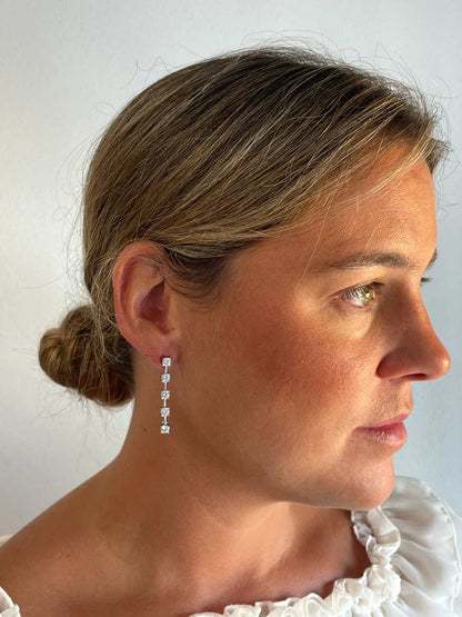 Pendientes largos ROQUES desmontables, hilera de circonitas en plata de ley