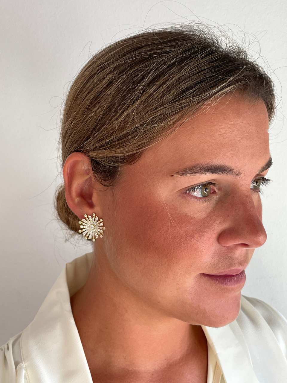 Pendientes estrellados MORROCO, en plata 1ª ley con circonitas en plata de ley/ baño oro 18 ktes