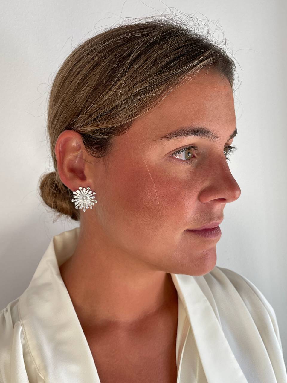 Pendientes estrellados MORROCO, en plata 1ª ley con circonitas en plata de ley/ baño oro 18 ktes