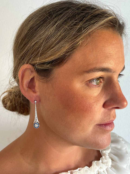 Pendientes CAULKER largos en color esmeralda/ zafiro