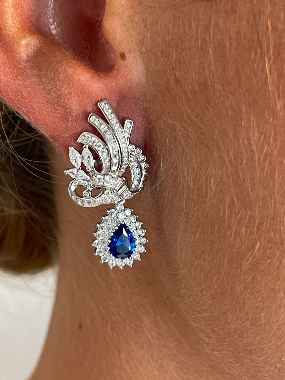 Pendientes SABOGA desmontables en plata con circonitas